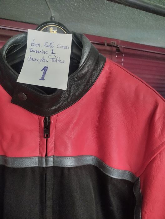 Calças e Casacos de  Motard em Pele e Tecido