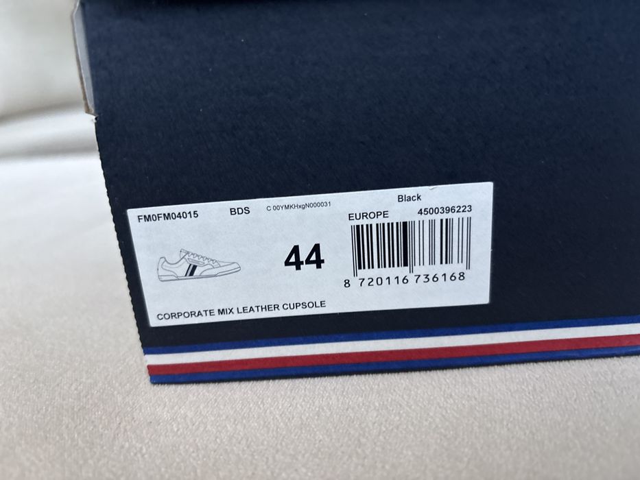 Oryginalne skórzane buty/adidasy Tommy Hilfiger 44-45