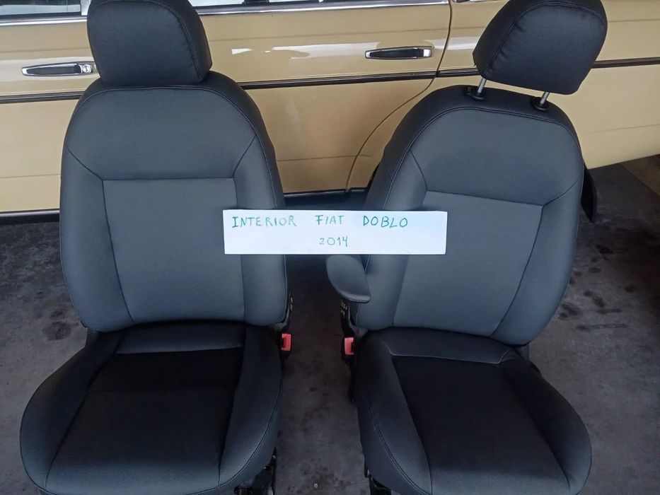 Interior Fiat Doblo 2014