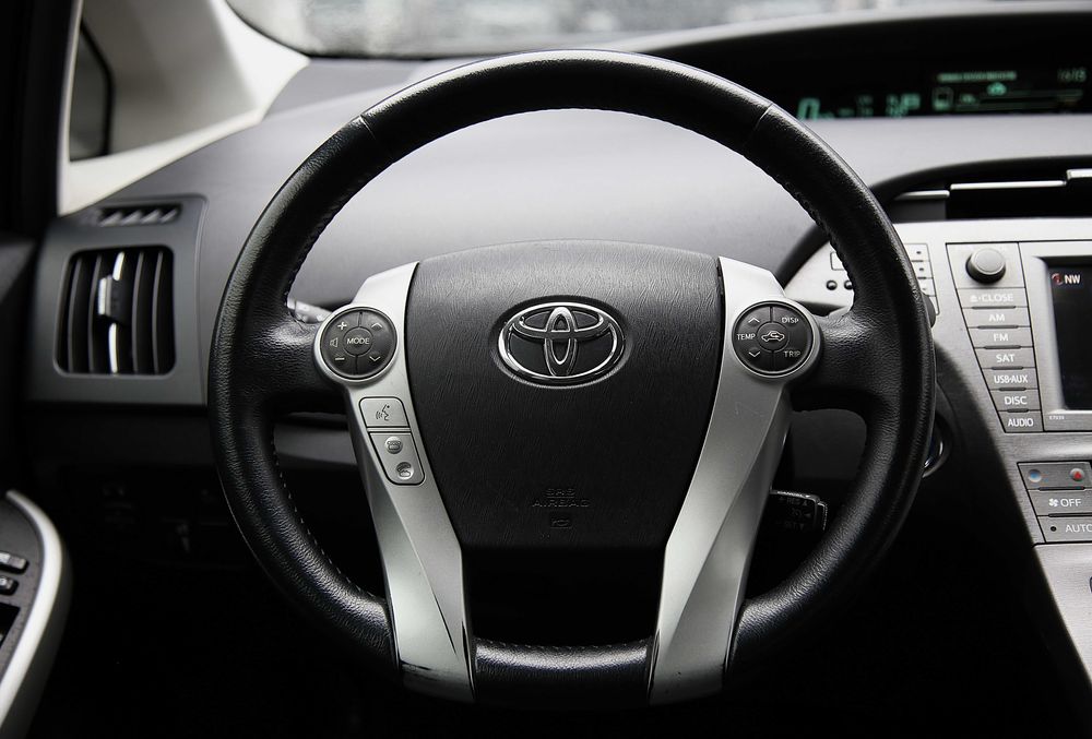 Продам Toyota Prius