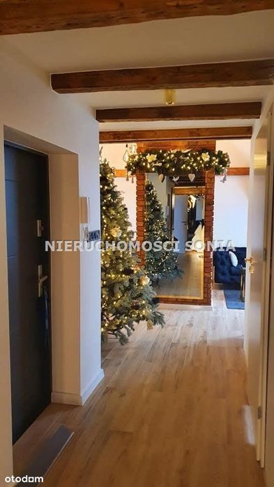 Stylowy loft 77 m² ostatnie piętro do zamieszkania