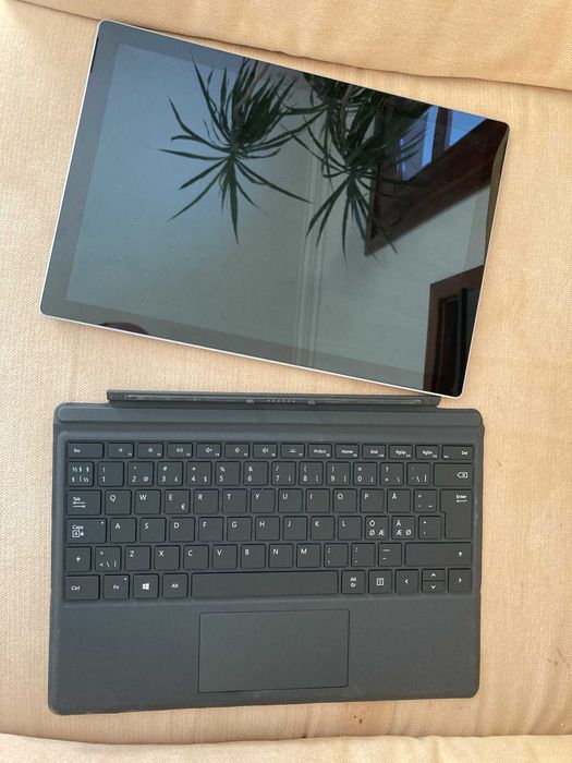 Portátil Microsoft Surface Pro 5 - Intel i5 - 7200