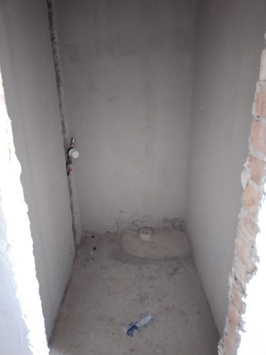 Продам зданий в експлуатацію таунхаус,можна під програми