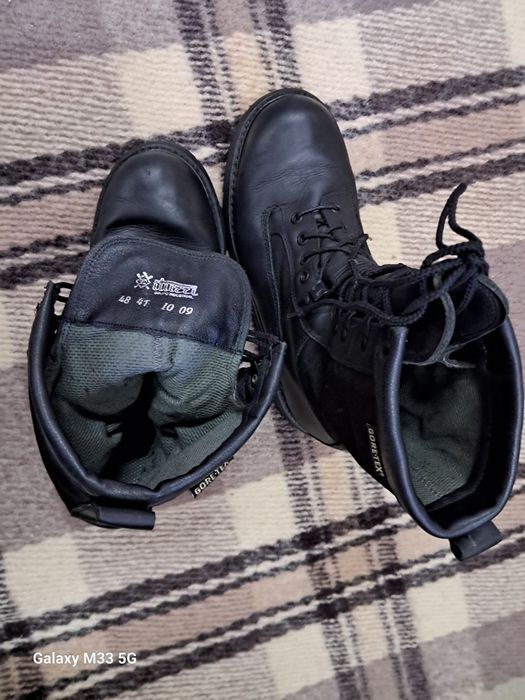 Берці " Gore-Tex"" 41 (стелька 27 см)розміру та Бахіли військові 42-45