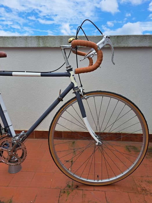 Bicicleta Orbita Clássica Restaurada