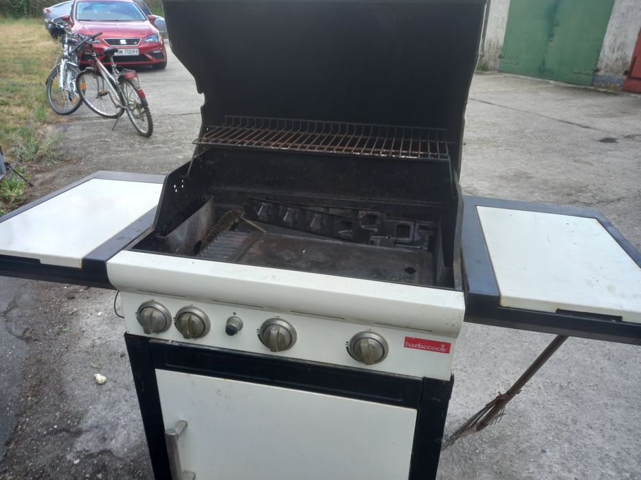 Sprzedam grill gazowy