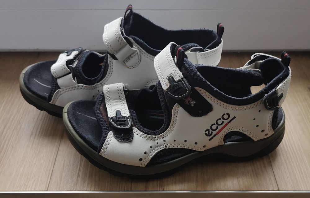 Skórzane sandały ECCO  OFROAD, 35
