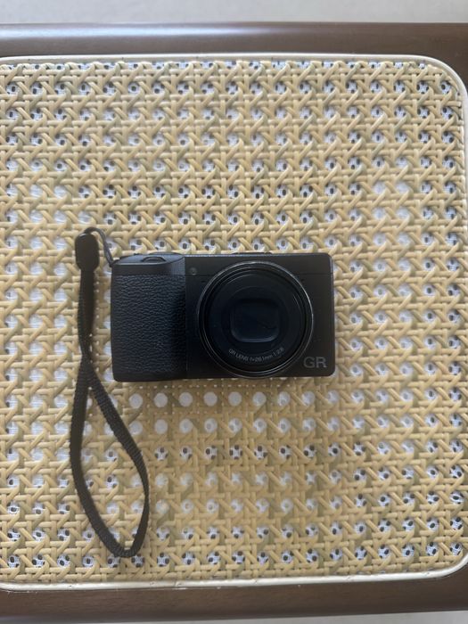 Ricoh GrIIIx + bateria extra