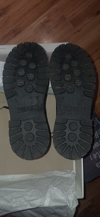 Buty zimowe lekko ocieplane