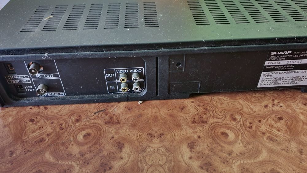Касетный видео проигрователь видео магнитофон sharp vs-a114d