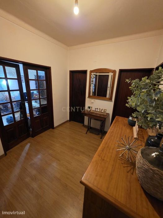 Apartamento T3 com Suite e Terraço Exclusivo – No Coração de Salvaterr