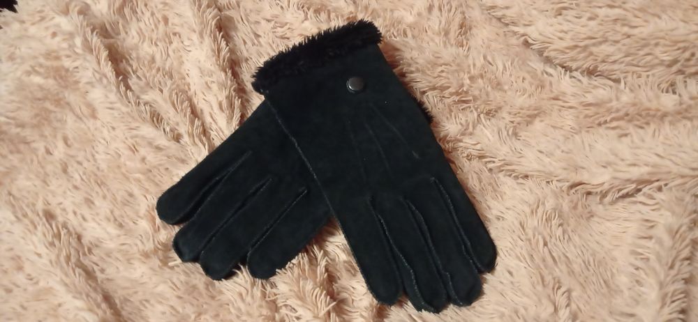 Зимние перчатки теплые натуральный замш.