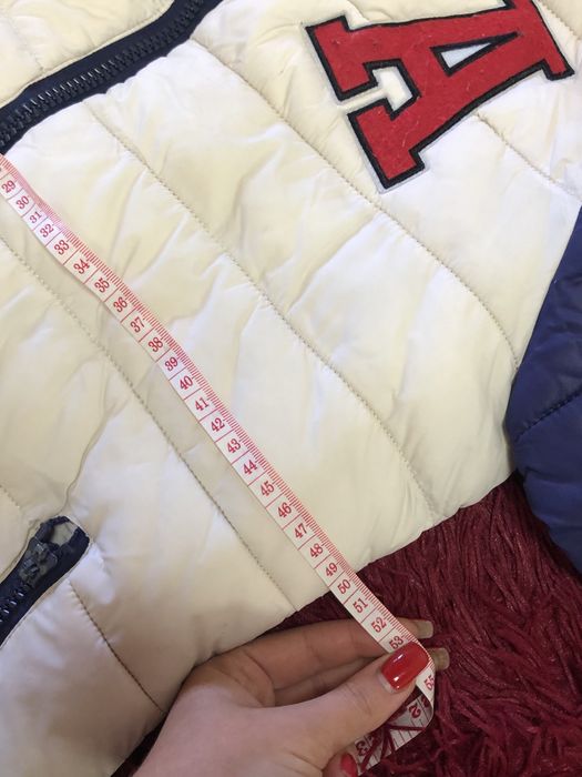 Куртка жіноча в ідеальному стані