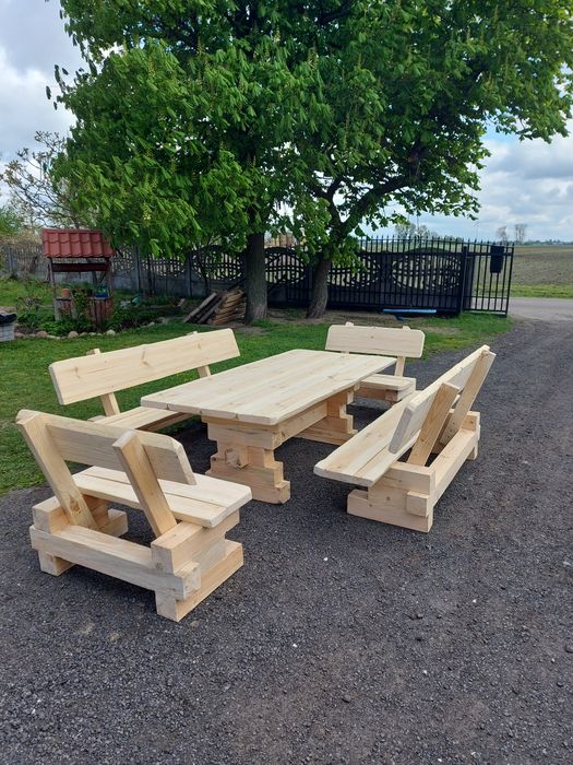 Stoły , Meble ogrodowe