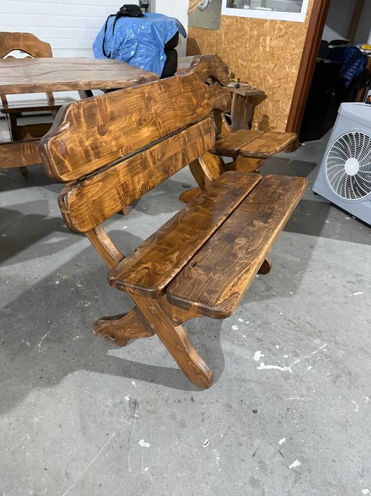 Стіл з кріслами ручної роботи в альтанку комплект