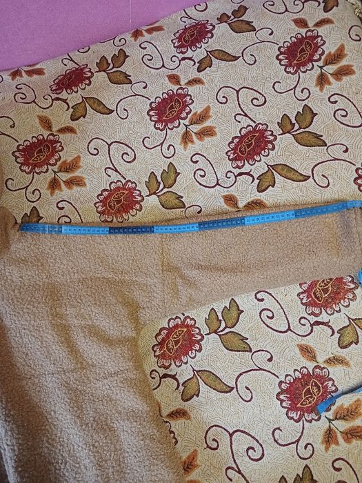 Продам женскую куртку