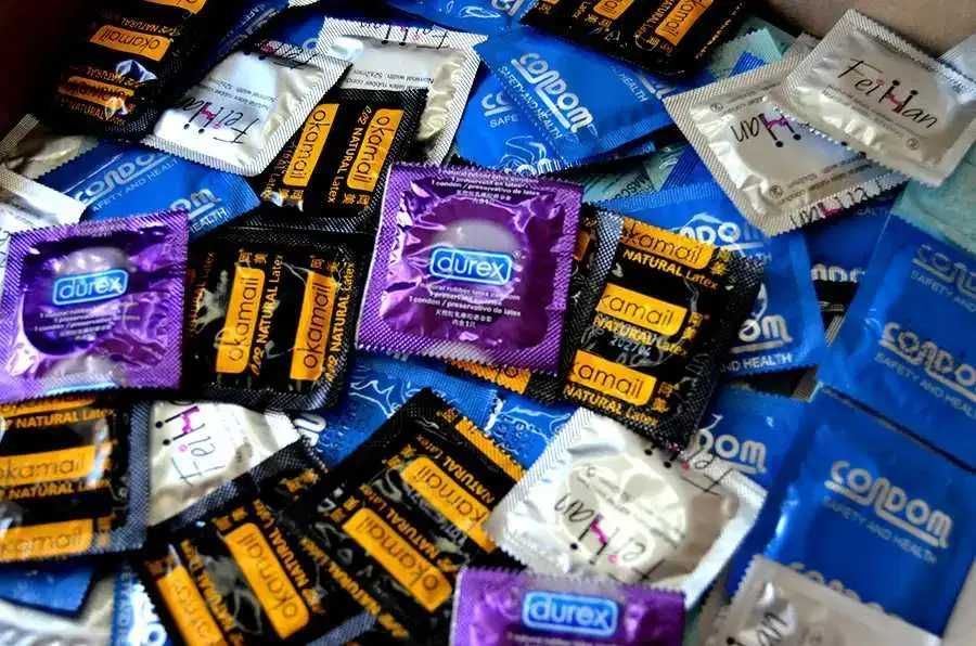 Презервативы durex Дюрекс классические до 2029, 50 шт (Презервативи)