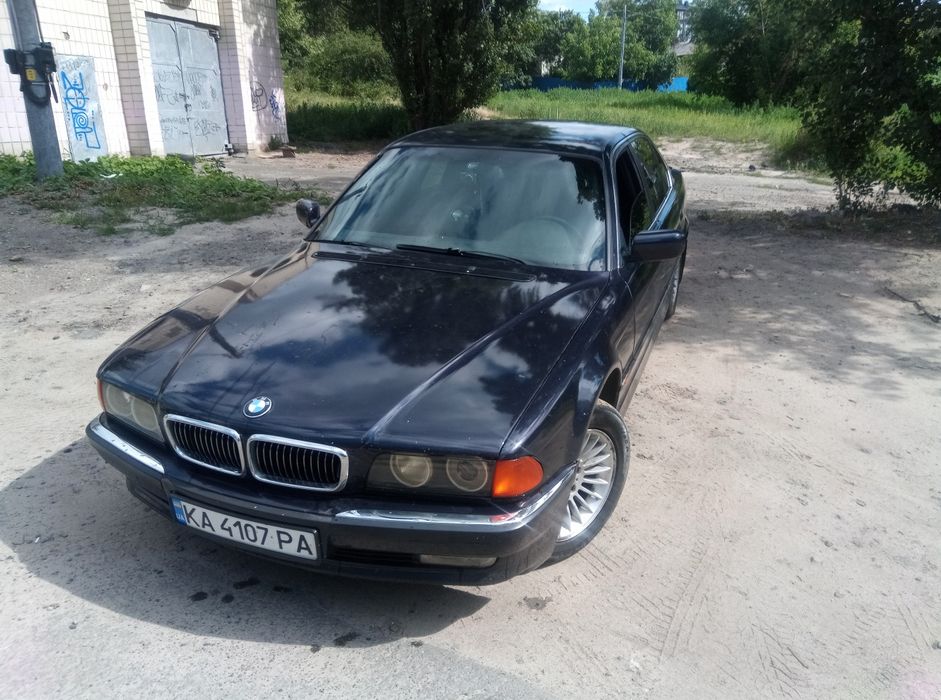 BMW 728 E38 механіка