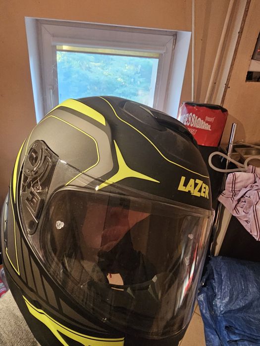 Sprzedam kask z interkomem