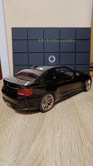 BMW M2 CS (1:18) - Minichamps