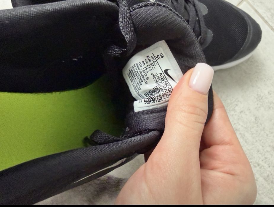 Кросівки nike