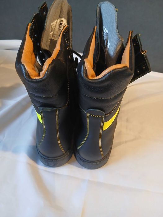 Buty strażackie 47 Protektor Zertix 428A 31cm