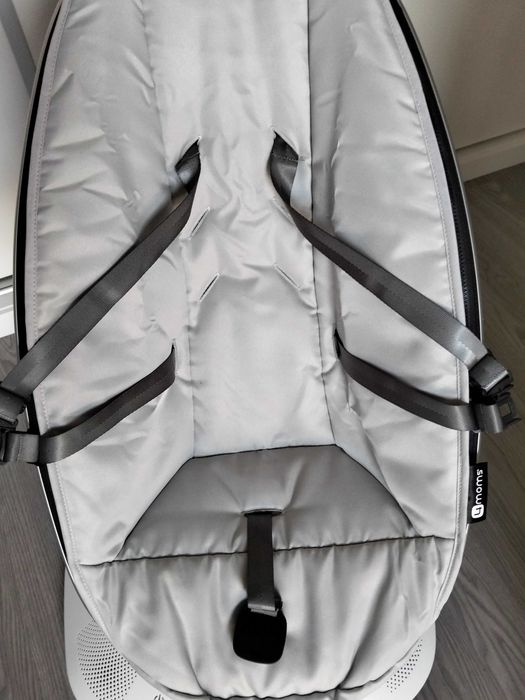 Espreguiçadeira Mamaroo 4moms 5 com redutor