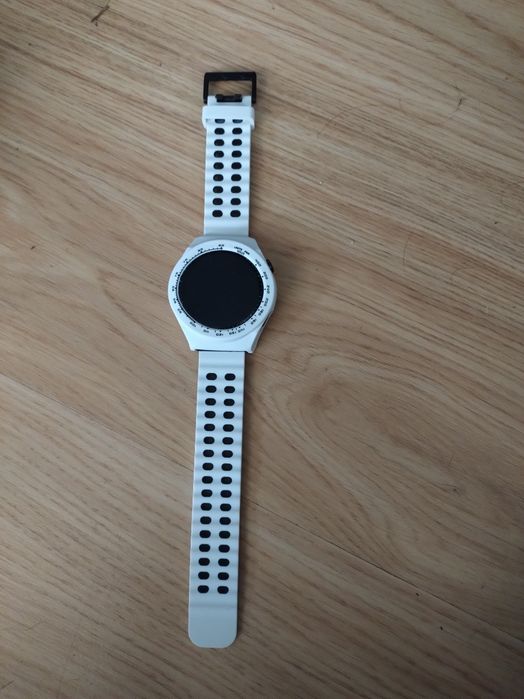 Huawei GT runner avariado