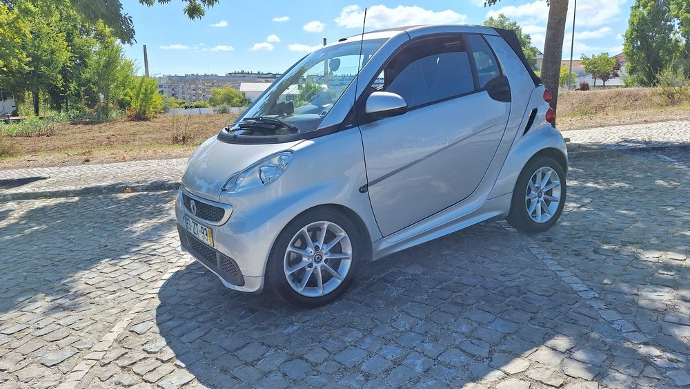 Smart Fortwo Cabrio Passion 0.8 CDI 54cv — 2013 — 140.000 km