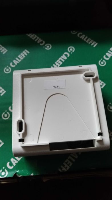 Termostatos: 1 caleffi e 2 garza