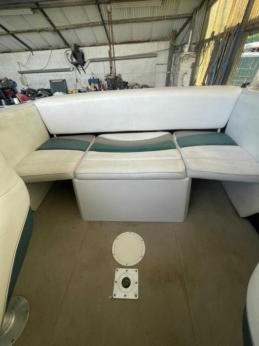 Barco Crownline 210