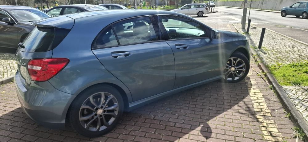 Mercedes  A 180 D