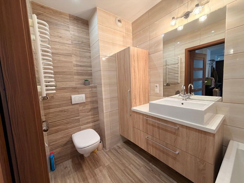 Krakow os.  FAJNY DOM - 2 pokoje  50m. Balkon klima, umeblowane