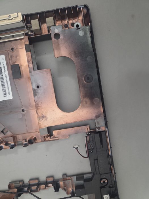 Sprzedam dolną obudowę  do Laptopa HP Probook 6560B