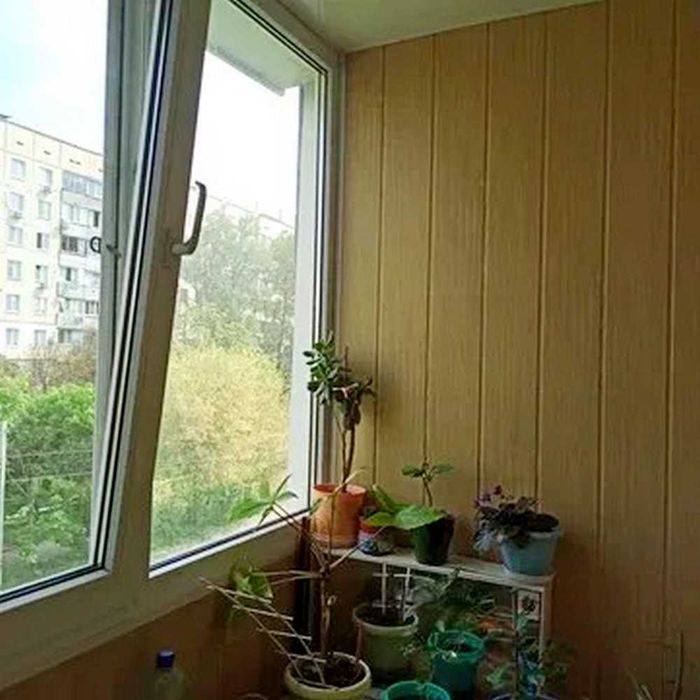 Продам 2к.квартиру на Тополе. БЕЗ КОМИссии