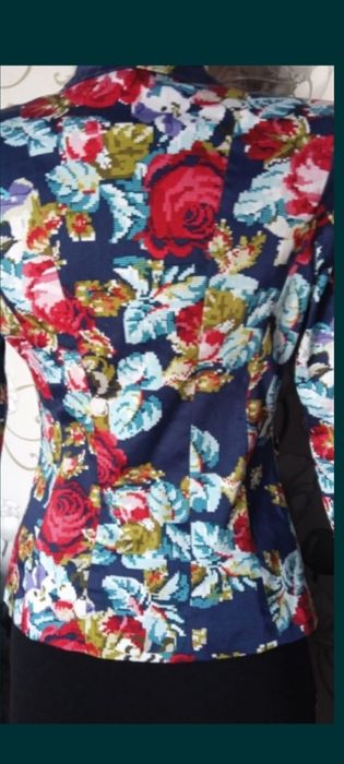 Пиджак  вышиванка 40,44р новый