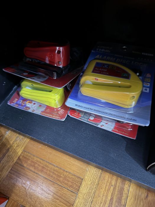 Cadeado com alarme/corrente antifurto 35€ varias cores