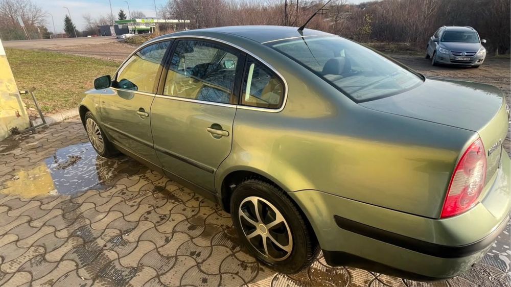 VOLKSWAGEN PASSAT 2002 VIN WVWZZZ3BZ2P342213 фото оголошення 9 з 17