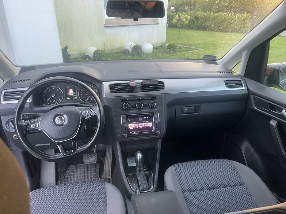 Volkswagen Caddy-7 osobowy LPG