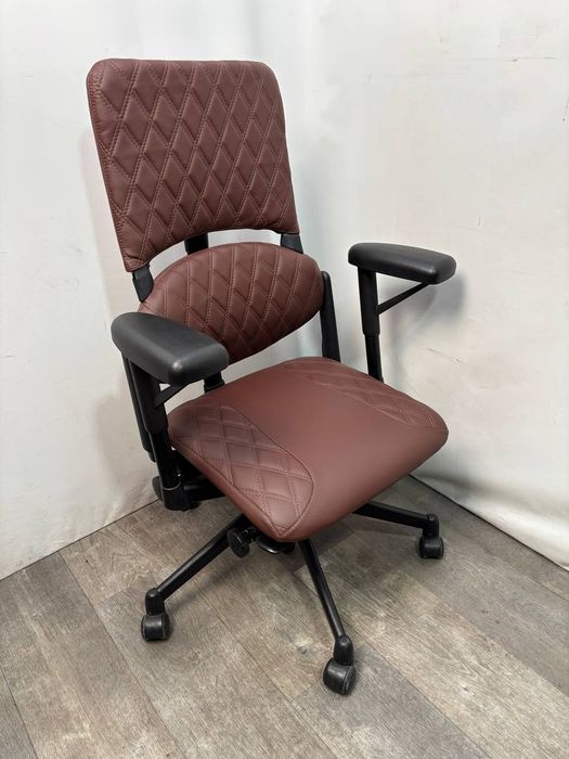 Steelcase Please  стілкейс стилкейс Ортопедичне ергономічне комп'ютерне крісло  з поясничною підтримкою