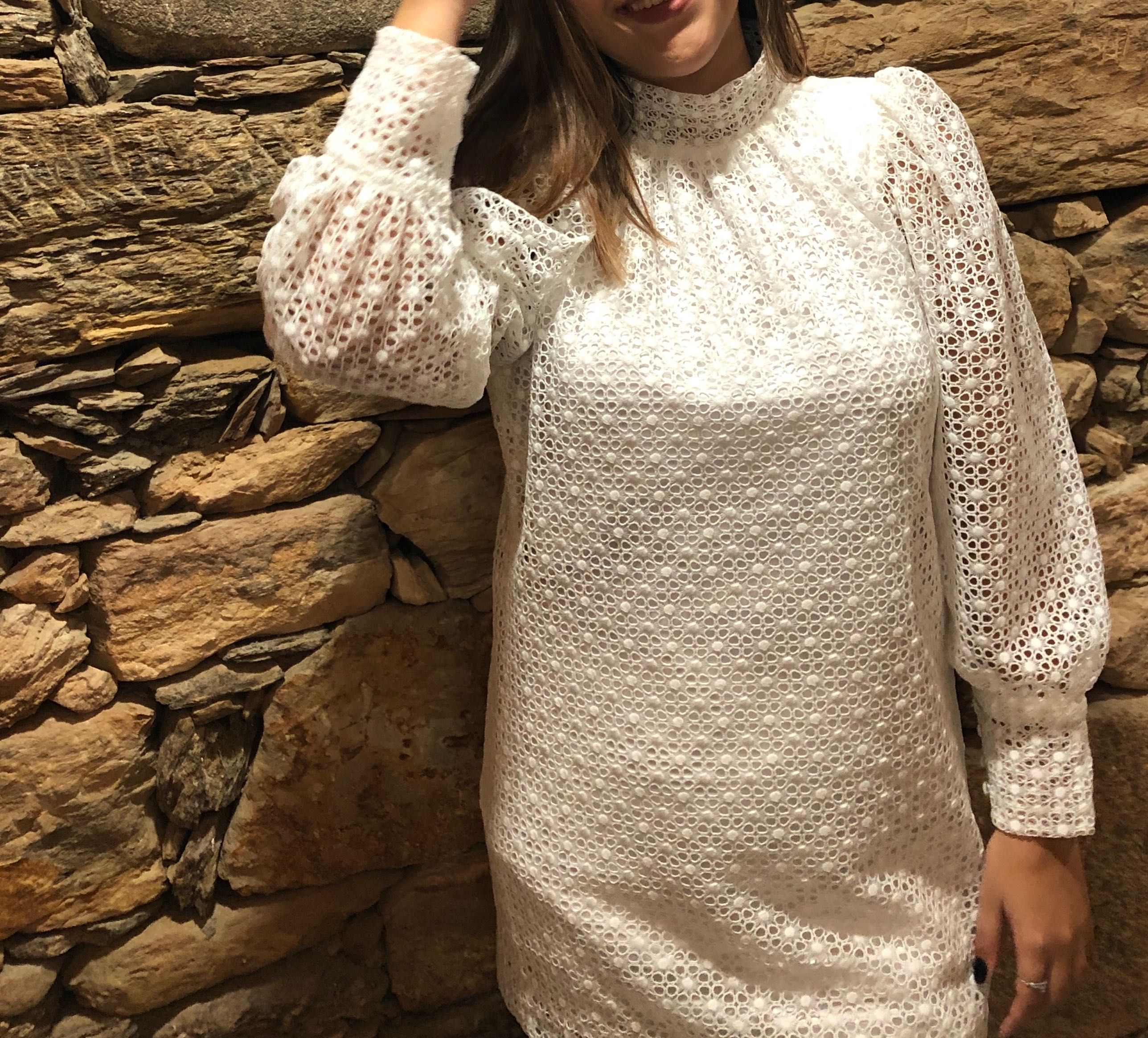 Vestido branco Kaôa Fafe • OLX Portugal