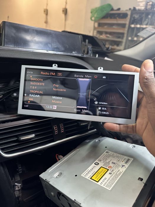 Vendemos e Montamos Sistema de Som,Rádios Específico e Univers Android