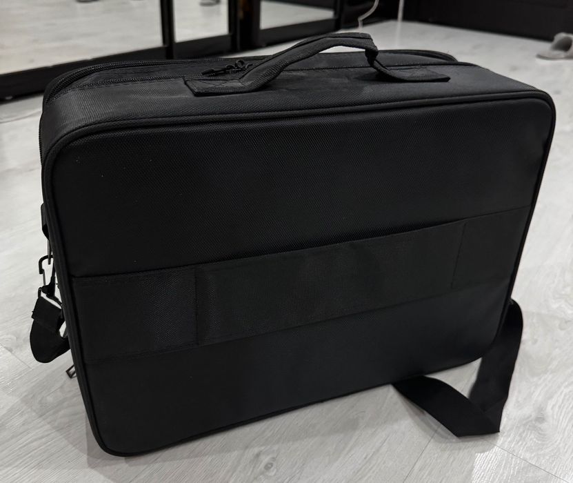 Професійна валіза для косметики