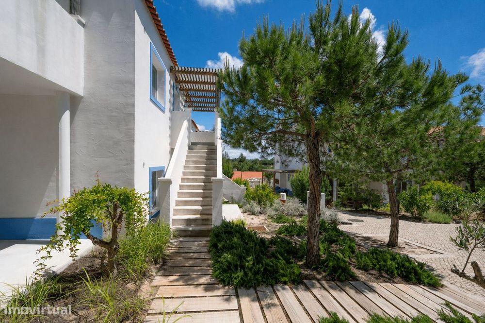 Apartamento T2 com jardim, Carvalhal, Grandola