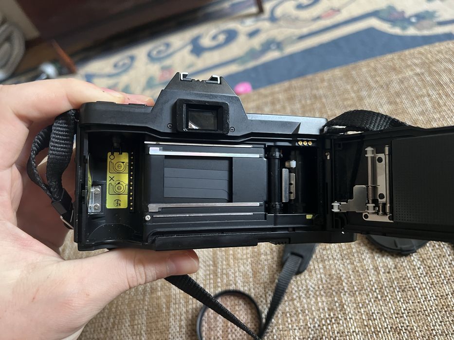 Продаю фотоаппарат CINON CP7M MULTICAM