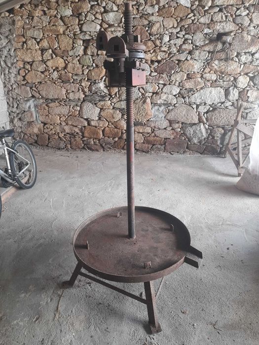 Lagar manual antiguidade