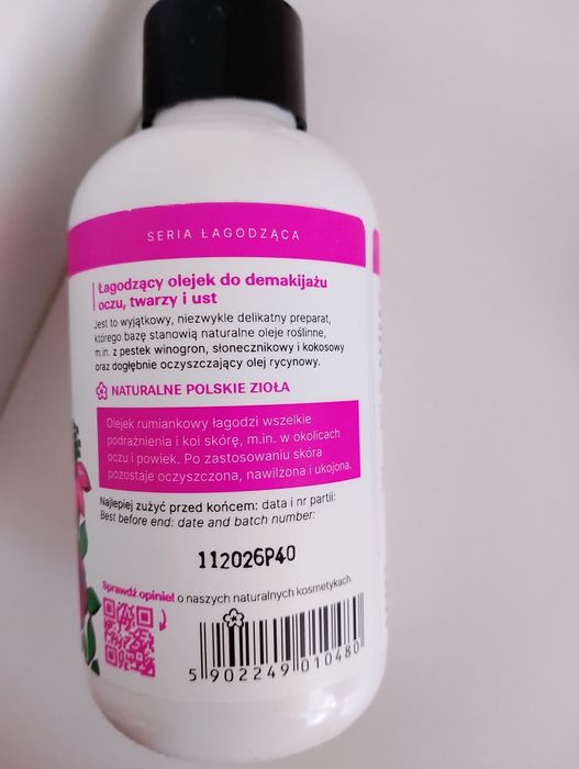 łagodzący olejek do demakijażu marki Vianek.