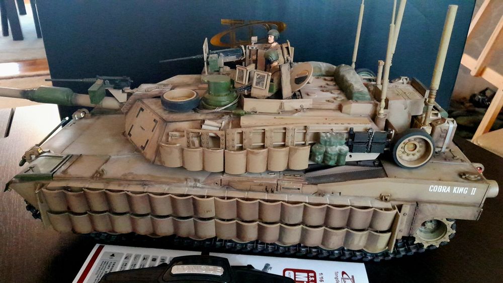 Abrams M1A2 Sep 2 TUSK II RC 2.4 GHz 1/16 PRO