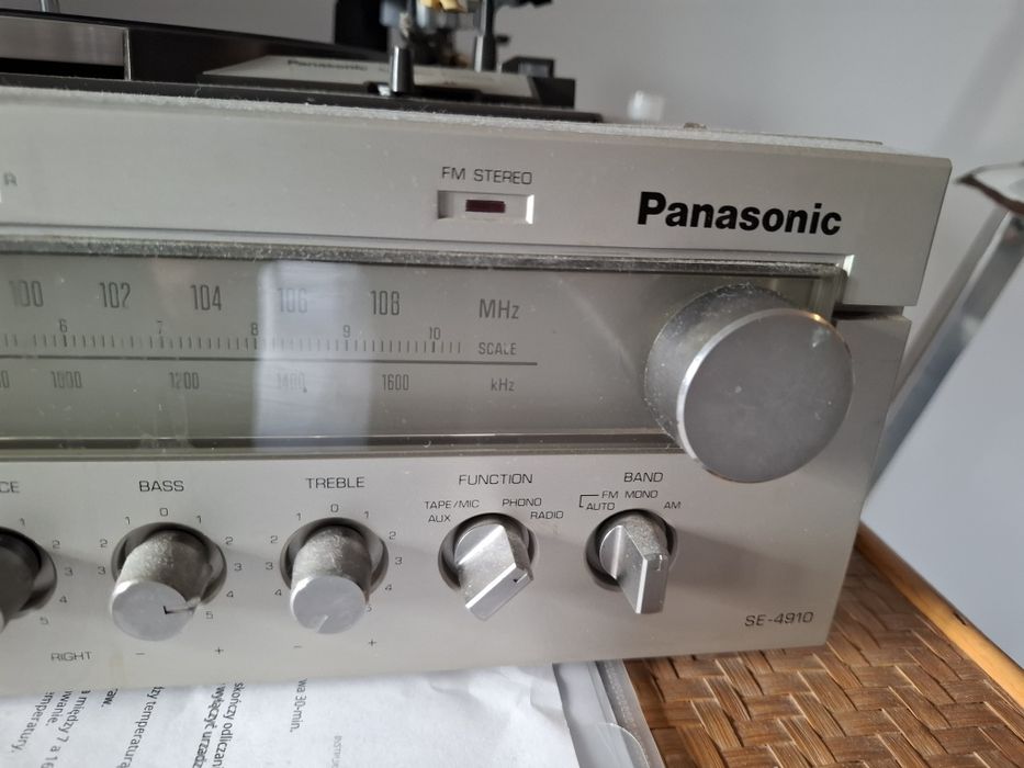 Panasonic se 4910 radio plus gramofon plus kaseta