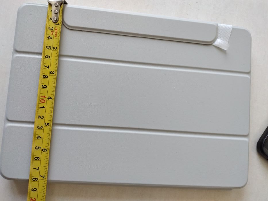 Etui na tablet 10.2